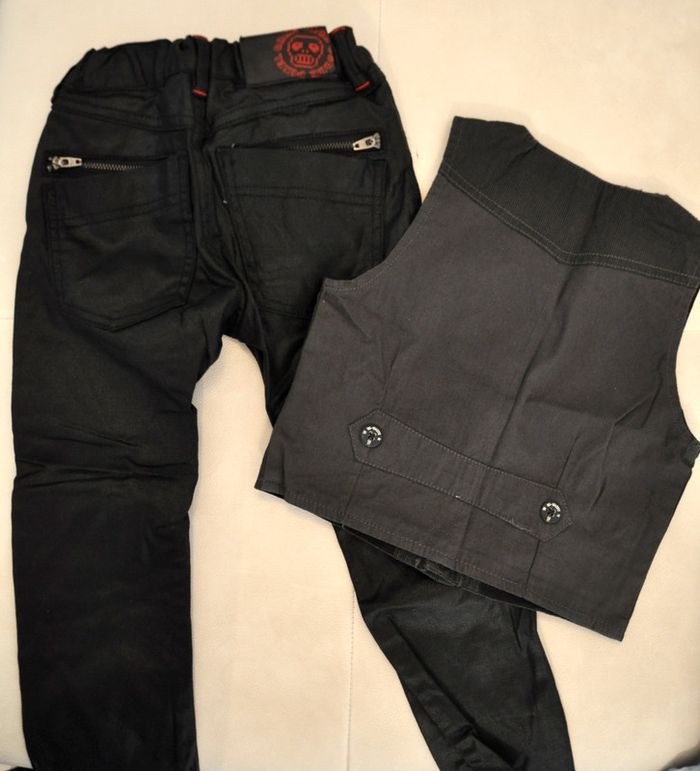 Jean huilé enfant H&M + veston 3-4 ans NEUF - photo numéro 2