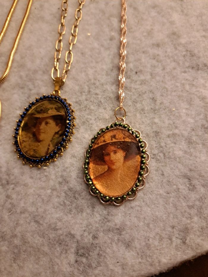 Lot de 5 colliers avec pendentif multicolore - photo numéro 6