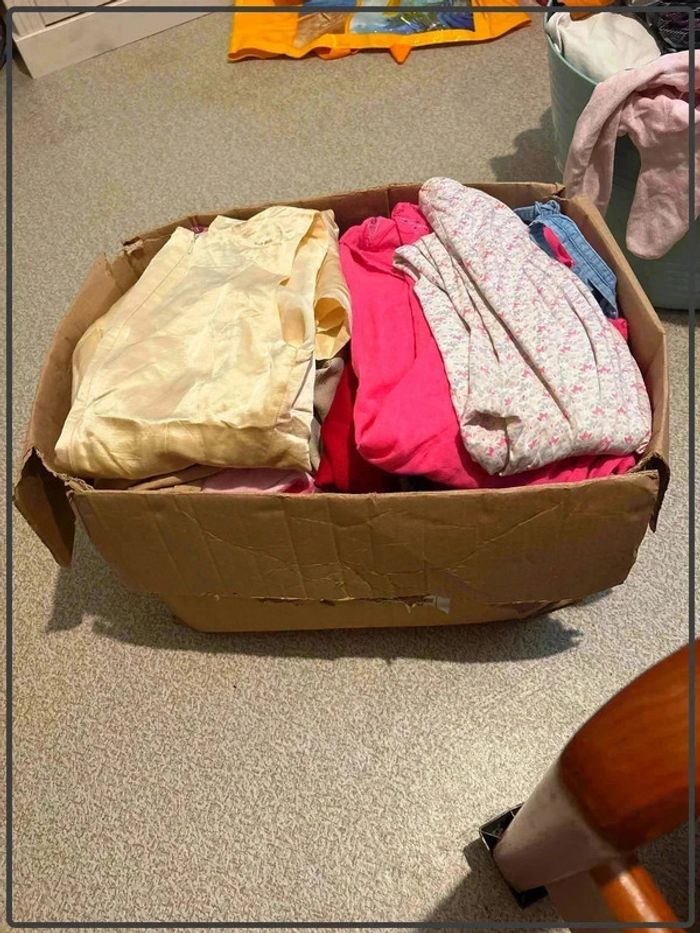 Lot revendeur toute taille 40vetements en parfait état certains neuf avec étiquette - photo numéro 3