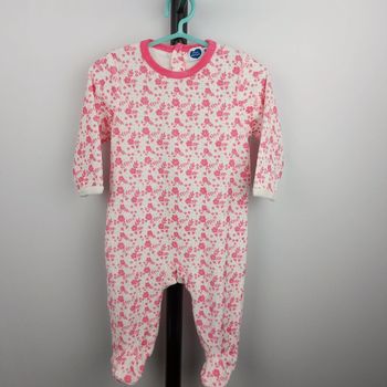 Pyjama mot d'enfant