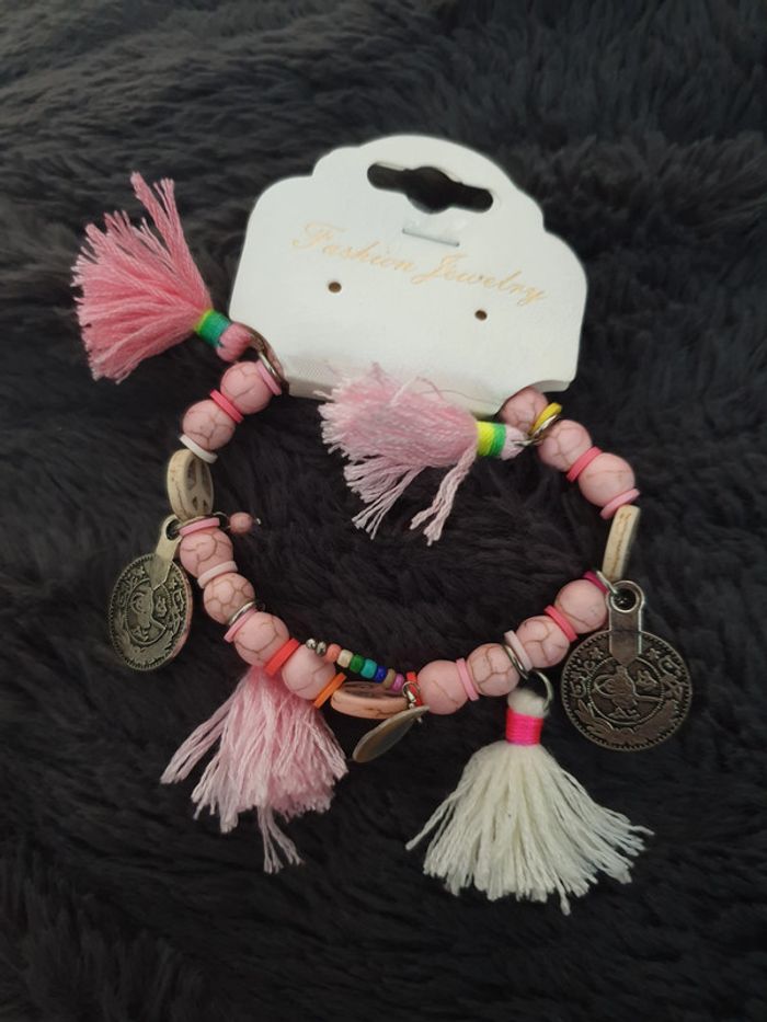 bracelet style bohème rose