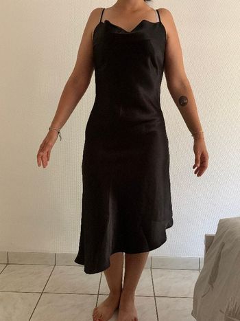 Robe de soirée noire satiné