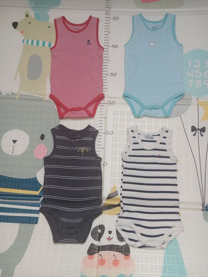 Lot de 4 bodies 12-18mois