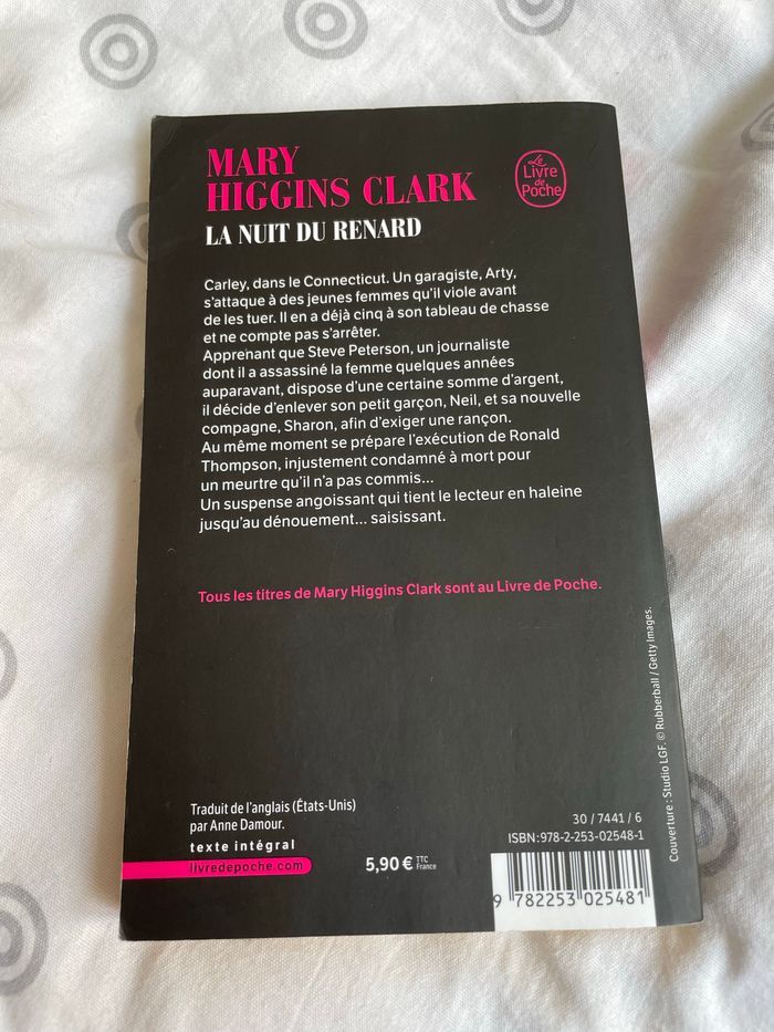 Livre la nuit du renard Mary Higgins Clark - photo numéro 2