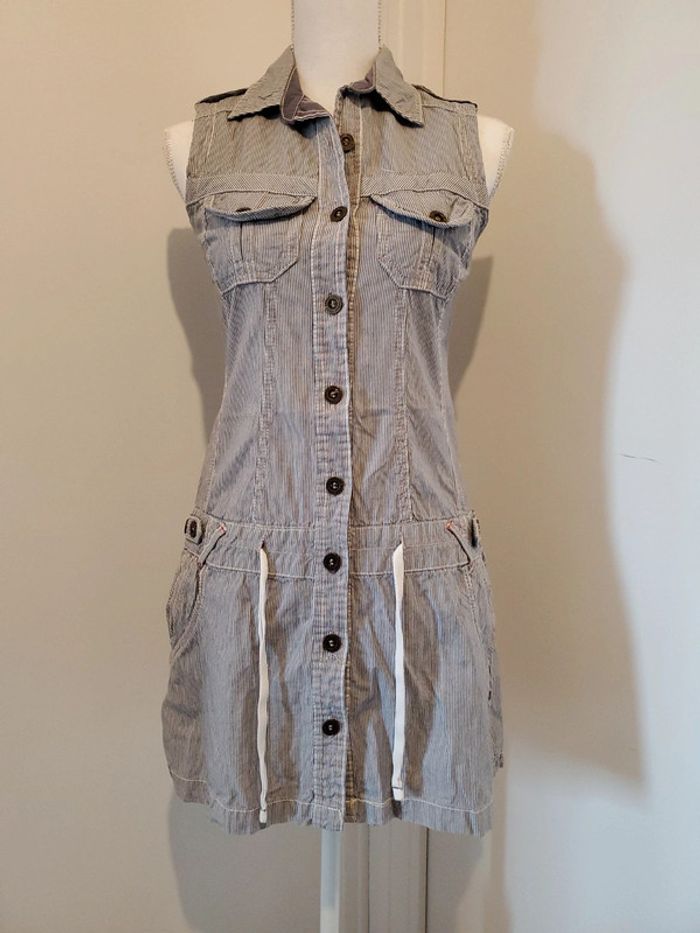 Robe T.36 La Halle