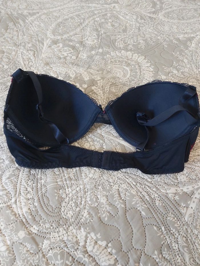 Soutien gorge femme. - photo numéro 4