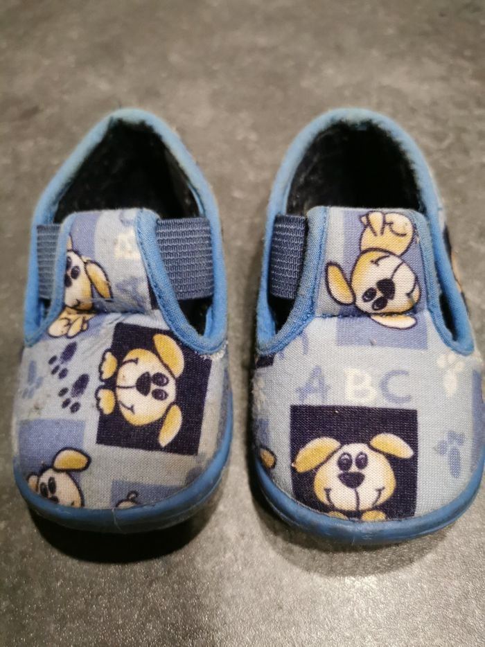 Pantoufles garçon, taille 19