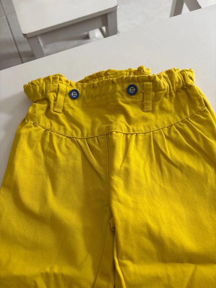 Pantalon jaune - photo numéro 2