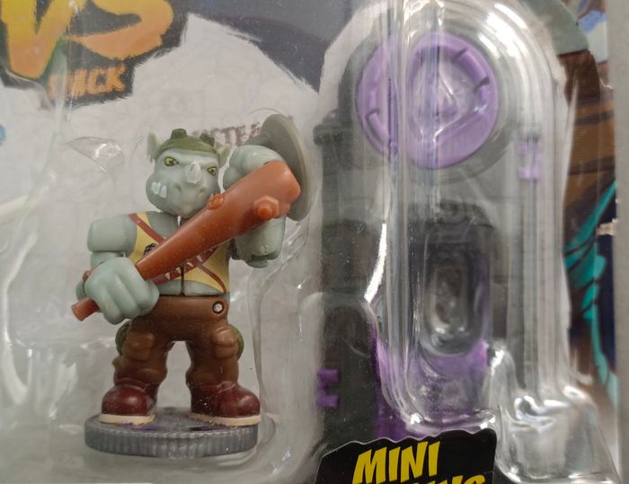 Coffret Tortues Ninja Leonardo vs Rocksteady - Akedo - Armes uniques
- photo numéro 4