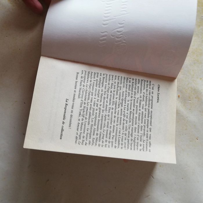 Livre Harlequin Historiques 143. - photo numéro 4