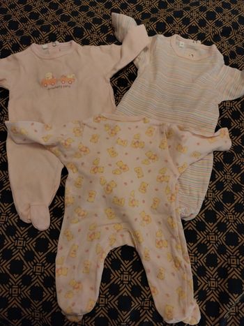 Lot  3 grenouillères naissance fille