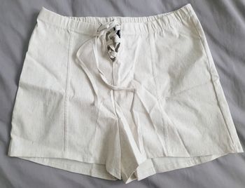 Short beige Boohoo - Taille 44