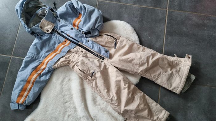 Combinaison ski Décathlon 4 ans beige bleu pleins de rangements capuche - photo numéro 2