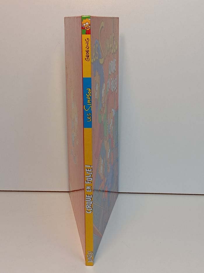 Livre Bande dessinée les Simpson Cirque en folie - photo numéro 2