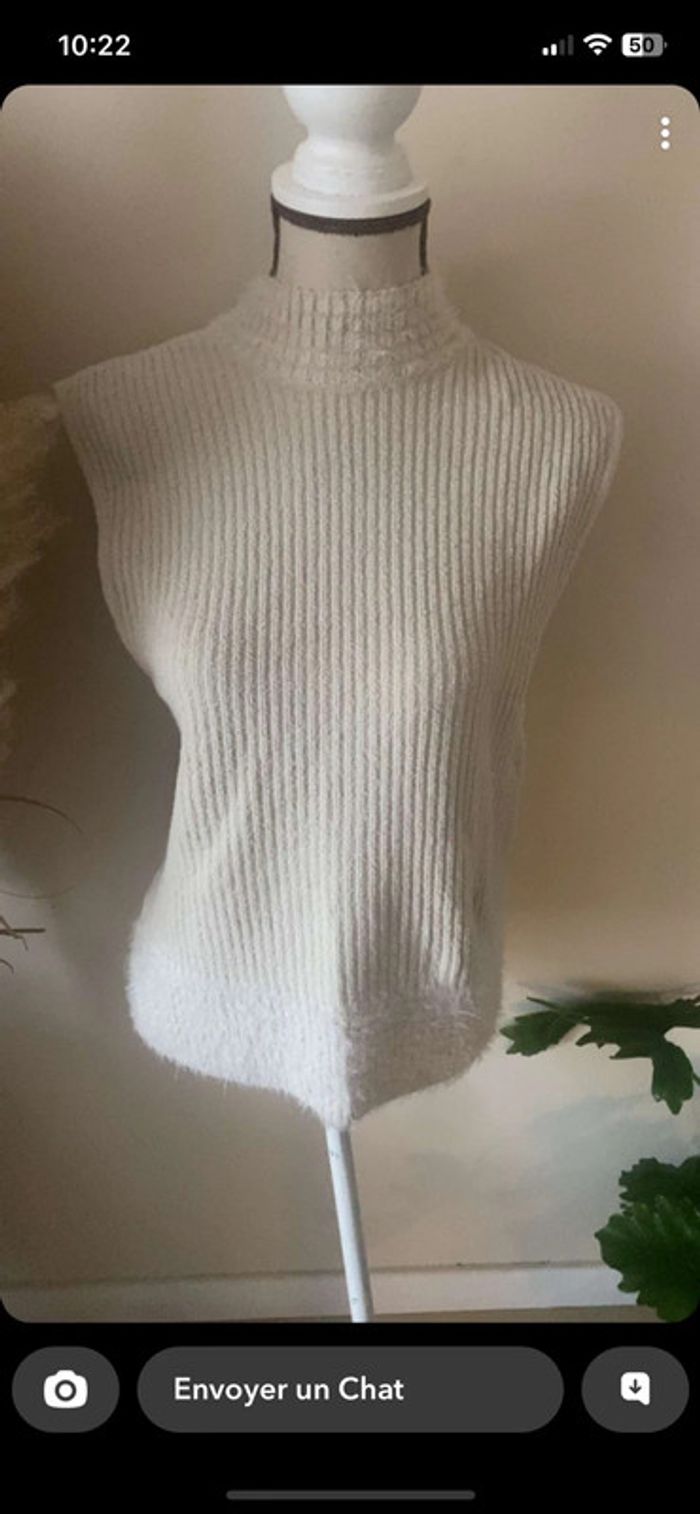 Pull col montant sans manches