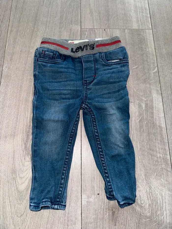 Jean levis