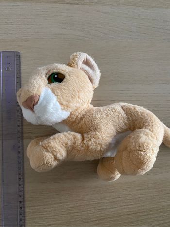Ancienne peluche roi lion King lionceau lionne Nala Disney Mattel 1994