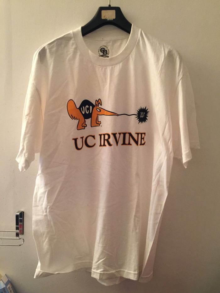 t-shirt ucirvine neuf taille x-large