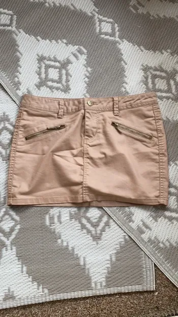 Mini-jupe beige