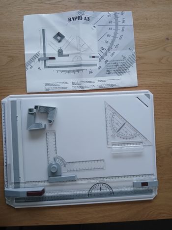 Planche à dessin A3
