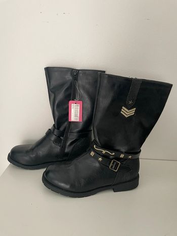 Botte fille noir neuve taille 34