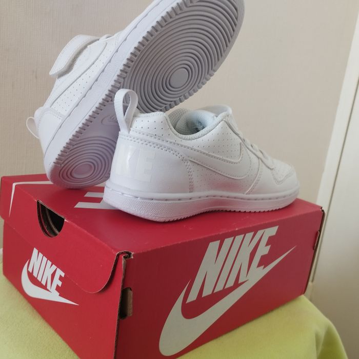 basket Nike Neuf enfant 28 - photo numéro 6