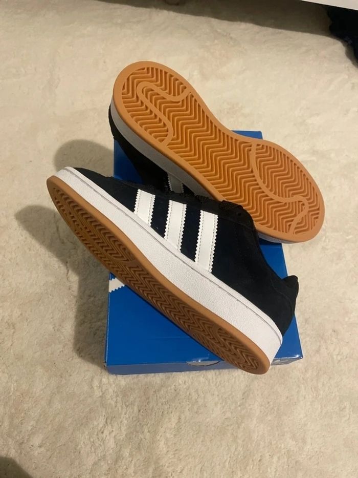 Adidas Campus Noir et Blanc 41 - photo numéro 5