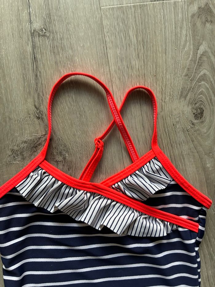 Maillot de bain à rayures fille , Taille 3-4 ans - photo numéro 2