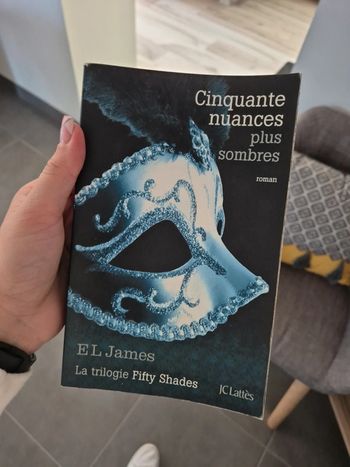 Livre 50 nuances plus sombres