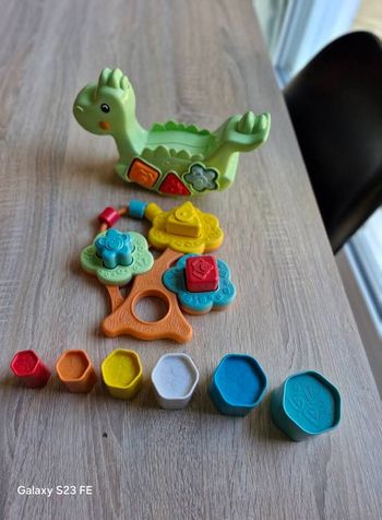 Lot de jouets chicco