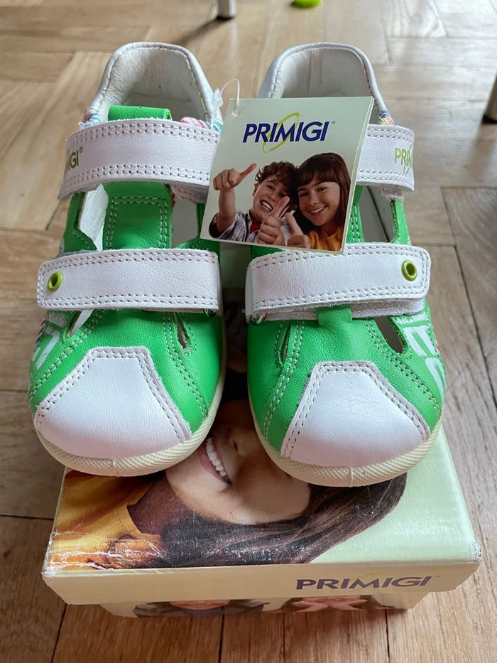 Sandales neuves semelles souples - photo numéro 2