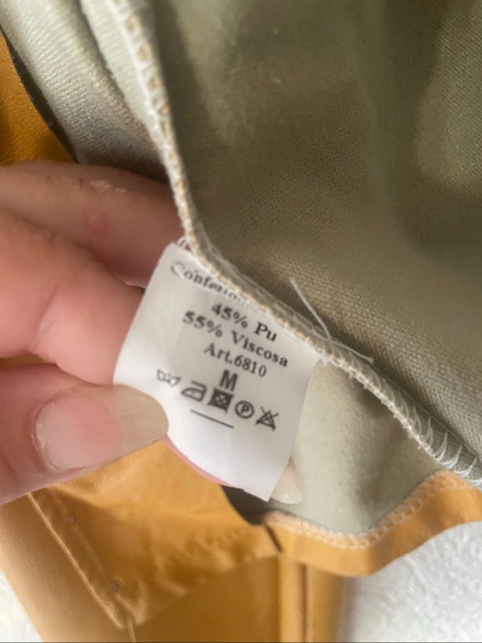 Veste courte similicuir avec perles - photo numéro 4
