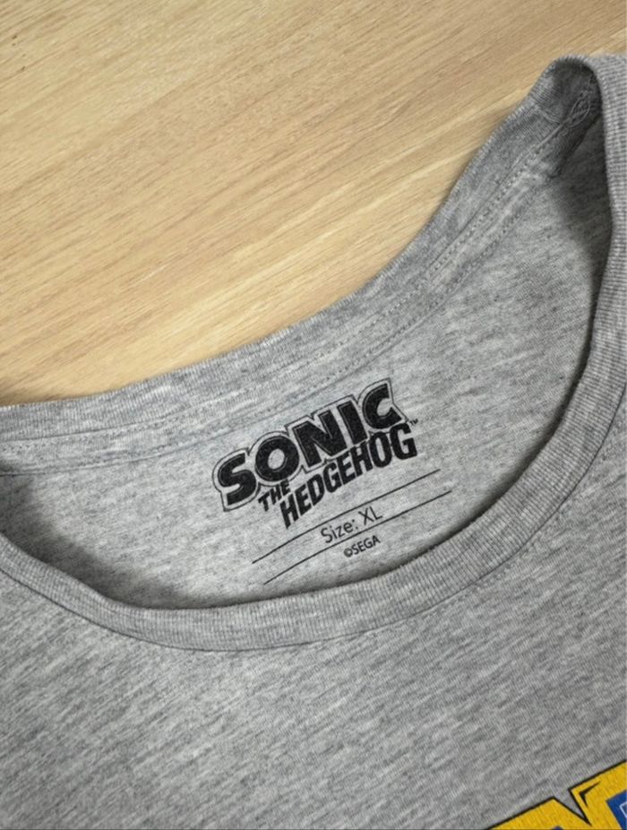 T-shirt gris manches courtes Sonic The Hedgehog taille XL - photo numéro 2