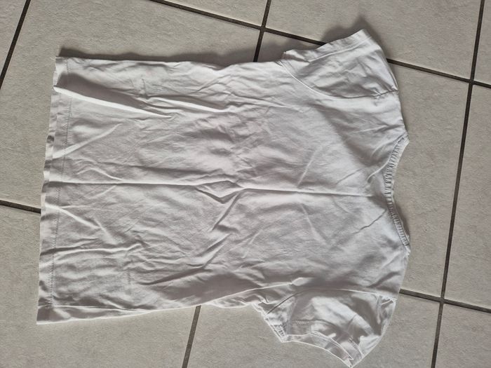 Tee shirt 8 ans - photo numéro 2
