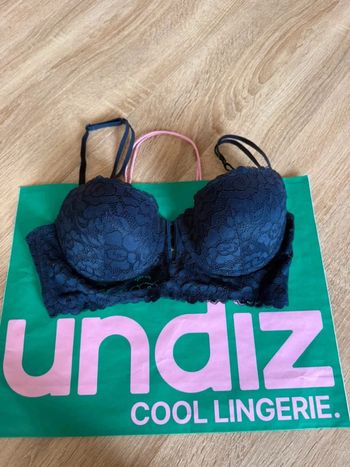Sublime soutien gorge Push-up 95B dentelle bleu Undiz
