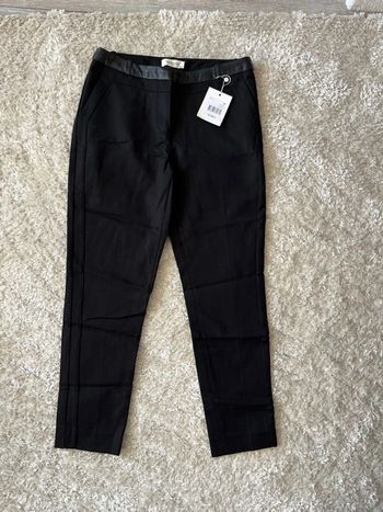 Pantalon Neuf noir Naf Naf taille 38