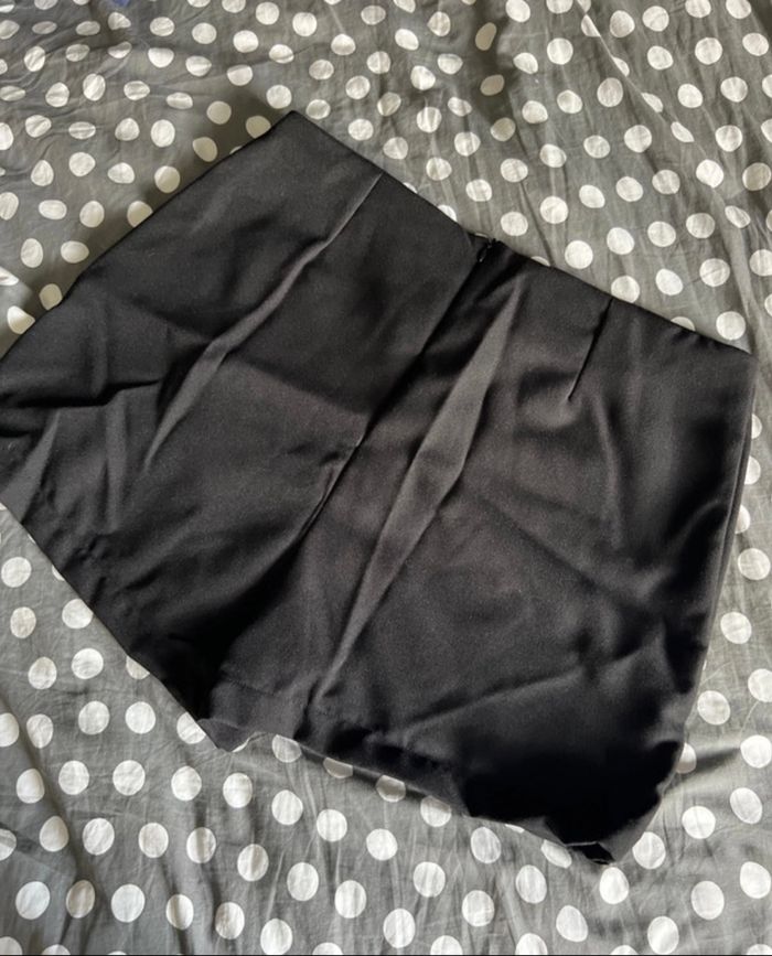 Short jupe noire - photo numéro 4