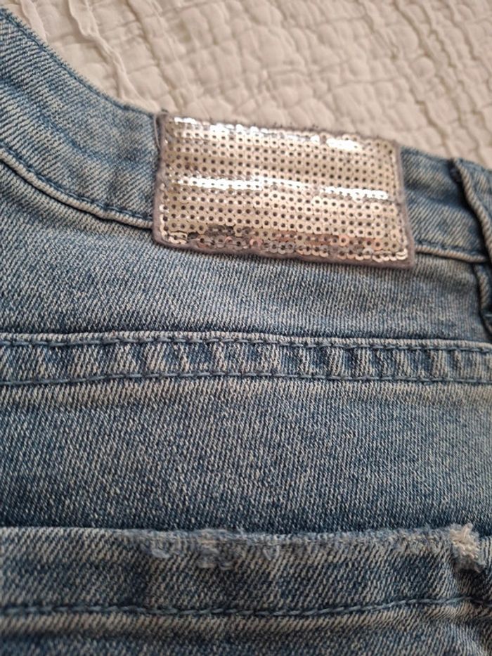 Lot taille 36 jean neuf et t-shirt - photo numéro 9