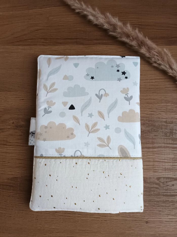 Protège carnet santé - photo numéro 3