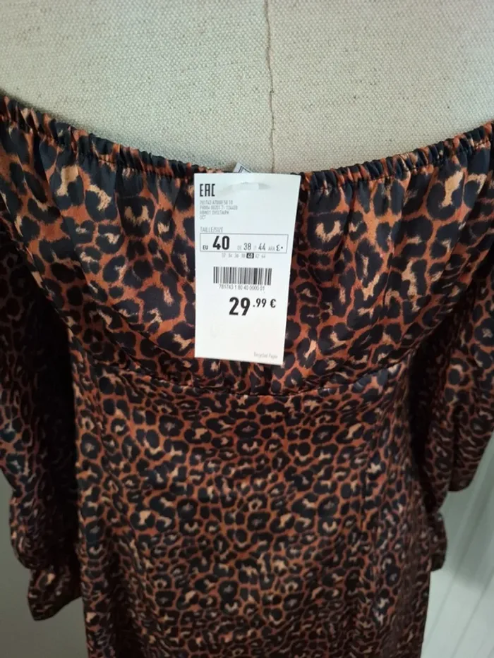 Robe neuf effet satin - photo numéro 4