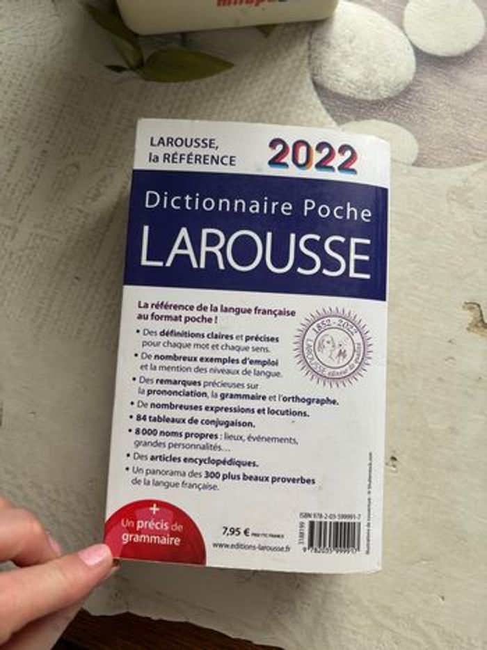 Dictionnaire de poche Larousse - photo numéro 8