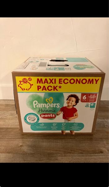 1 pack de couche Pants Pampers neuf