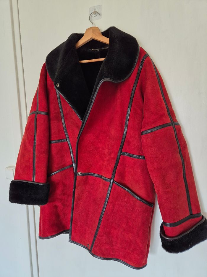 Manteau en peau lainée rouge 100% agneau – Made in France – Taille 40 - photo numéro 3
