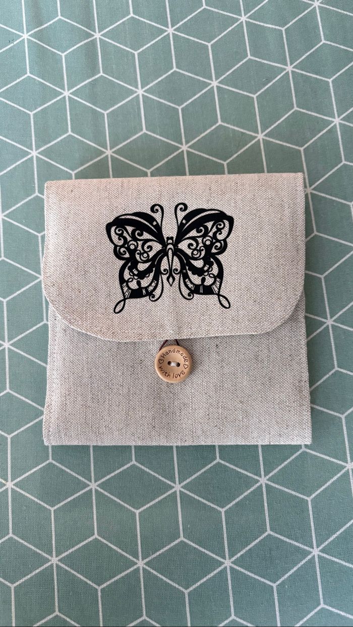 Pochette à barrettes