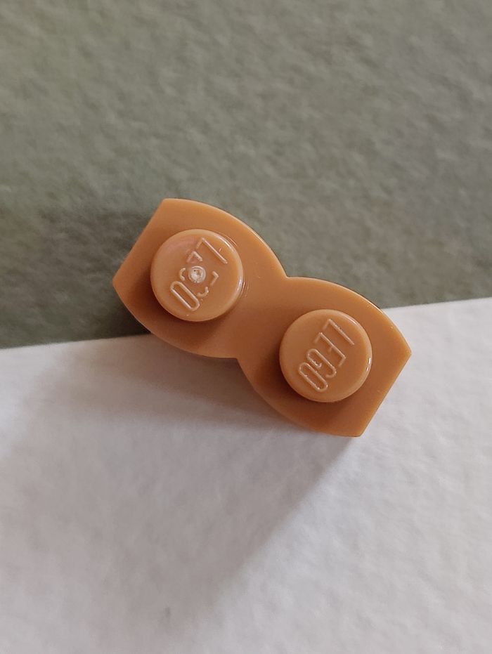 🧱 100 briques-rondins 1x2 nougat moyen LEGO - État neuf 🌟 - Envoi rapide 🚚💨 - photo numéro 2