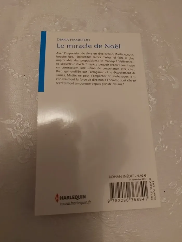 Livre Harlequin Le miracle de Noël - photo numéro 2