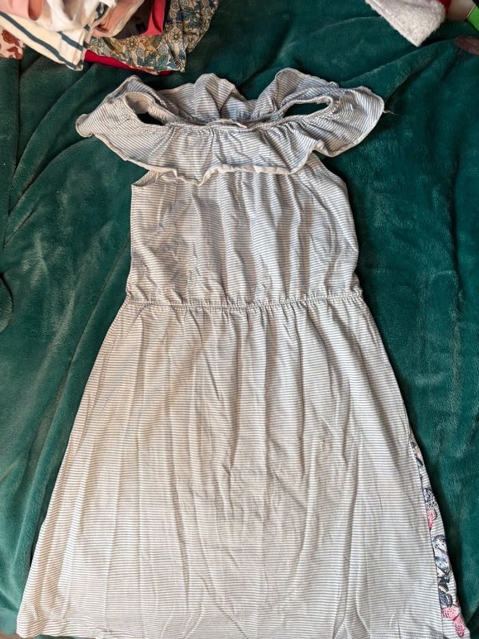 Robe légère 7-8 ans - photo numéro 3