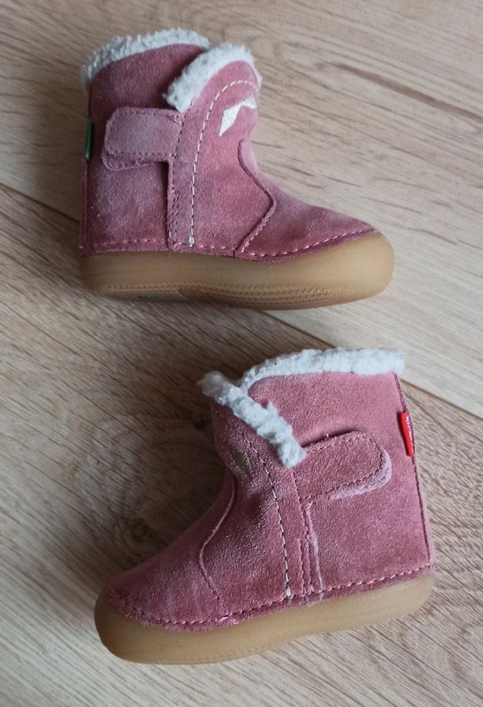 Bottes / Bottines fourrées - chaussures bébé fille Kickers Sofur Rose - Taille 18 - photo numéro 2