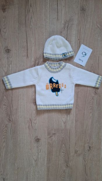 Pull 9mois NEUF (+bonnet assorti)