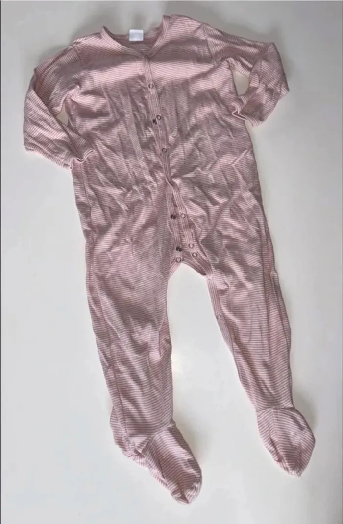 Pyjama 1 piece - photo numéro 2